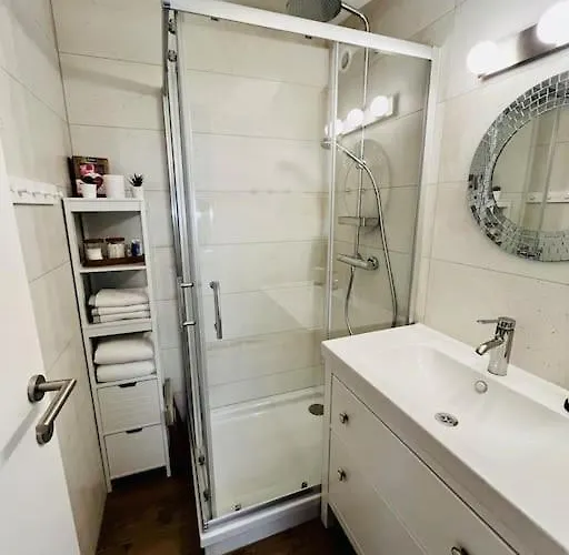 Cozy With A Wonderful Panoramic View Apartment